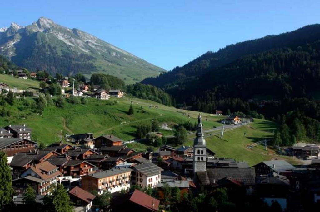 Chalet-Hotel Du Borderan La Clusaz Exteriör bild