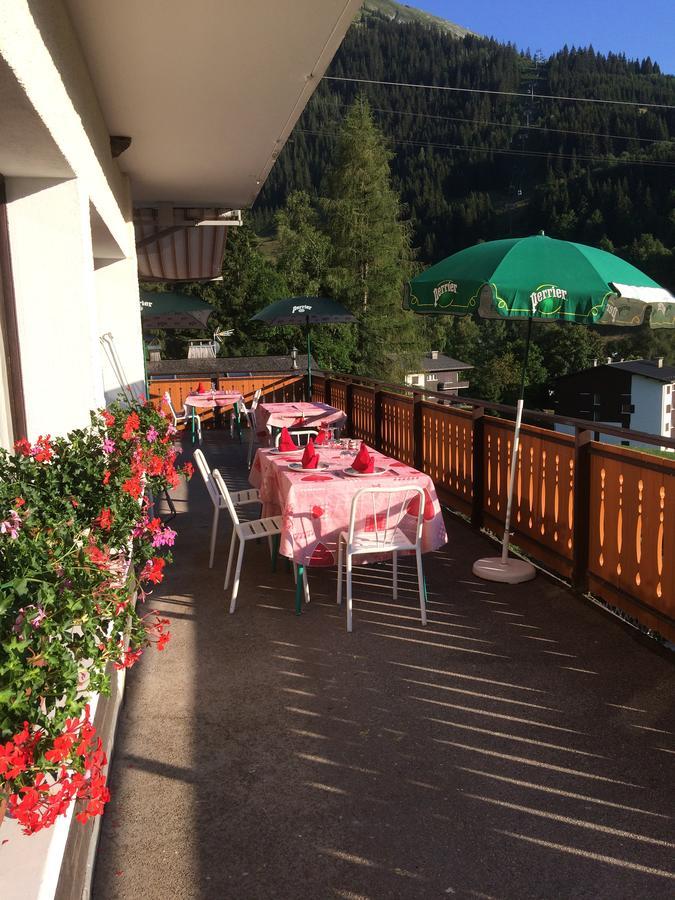 Chalet-Hotel Du Borderan La Clusaz Exteriör bild
